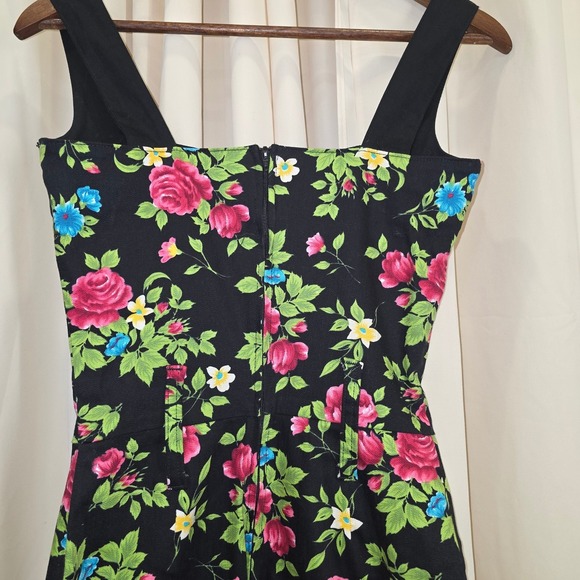 Switchblade Stiletto Floral Print Bodycon Dress Pinup Rockabilly‎ Small - Picture 3 of 5